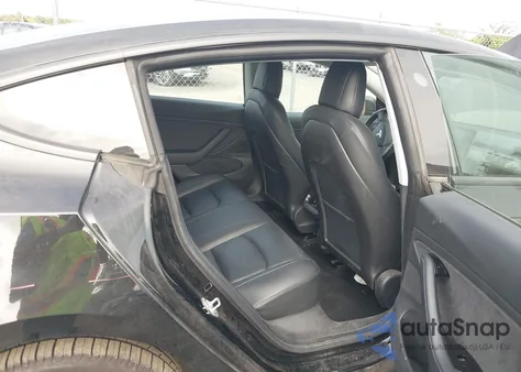 2018 Tesla Model 3 Long Range/Performance из США, поврежденный, VIN 5YJ3E1EB6JF179842